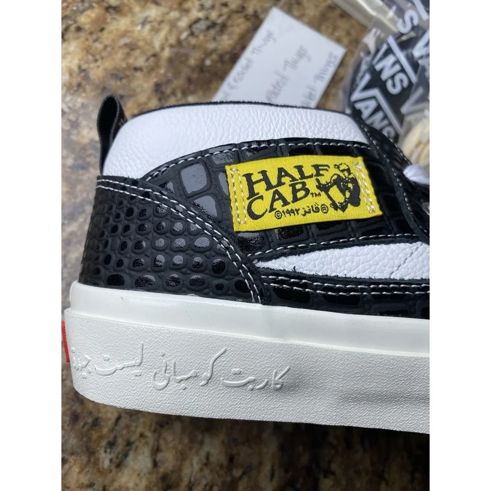 Men‎ Size 8 Vans x Carpet Company Skate Half Cab Shoes Black Dragon Leather *NEW